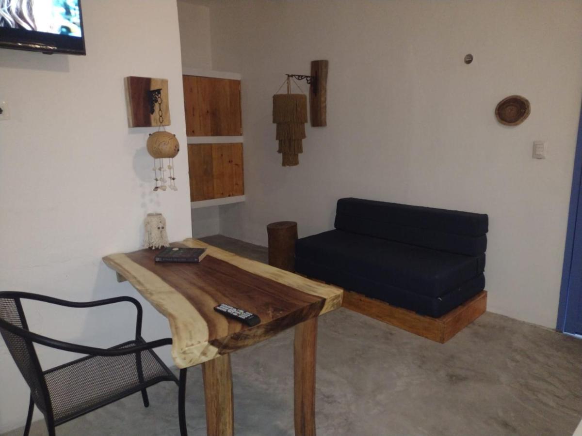 Mio Tulum Hotel Boutique Экстерьер фото A living room in a hotel in Greece