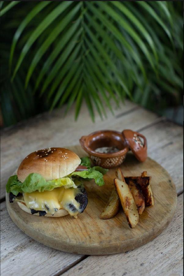 Mio Tulum Hotel Boutique Экстерьер фото A torta ahogada